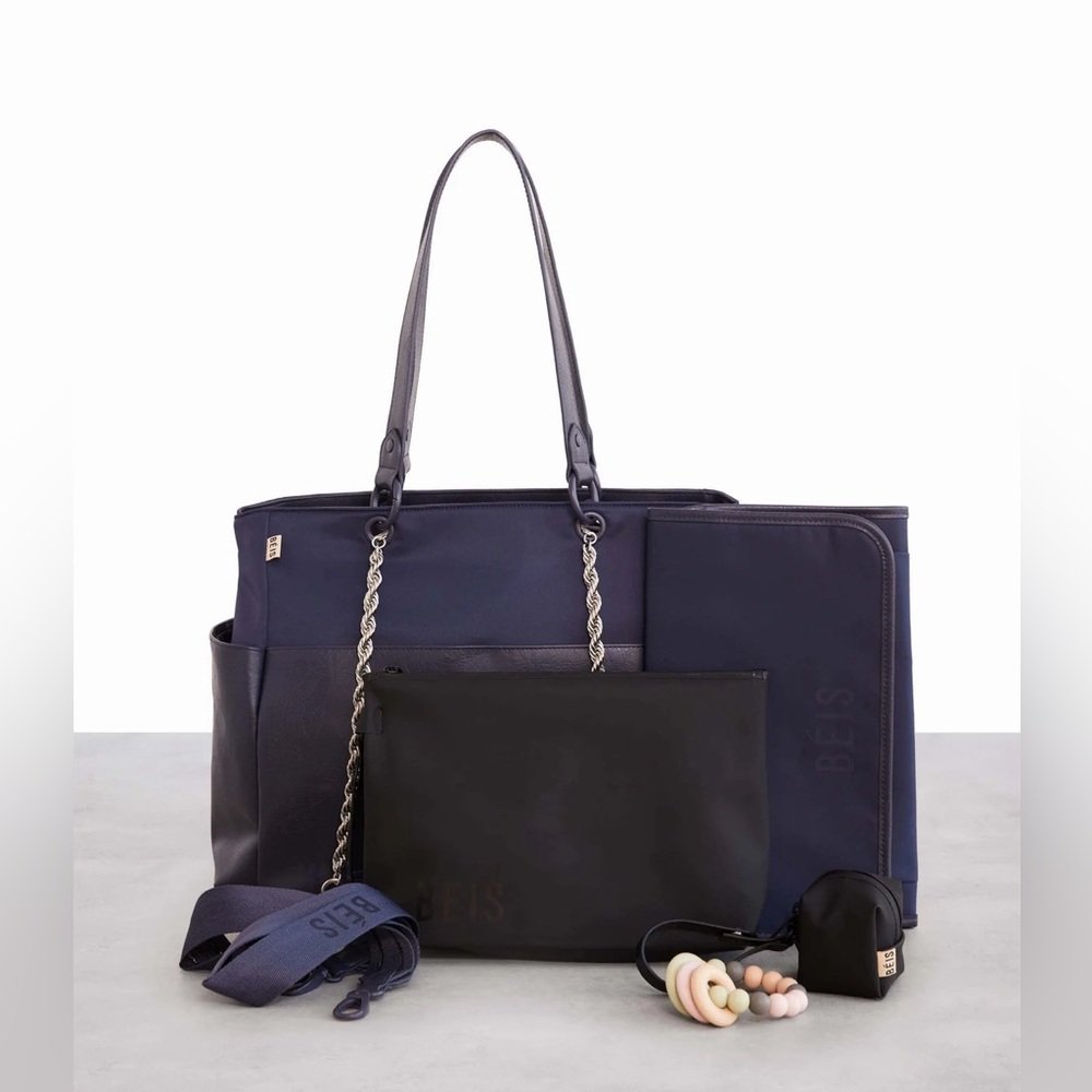 BEIS The Diaper Bag in Navy